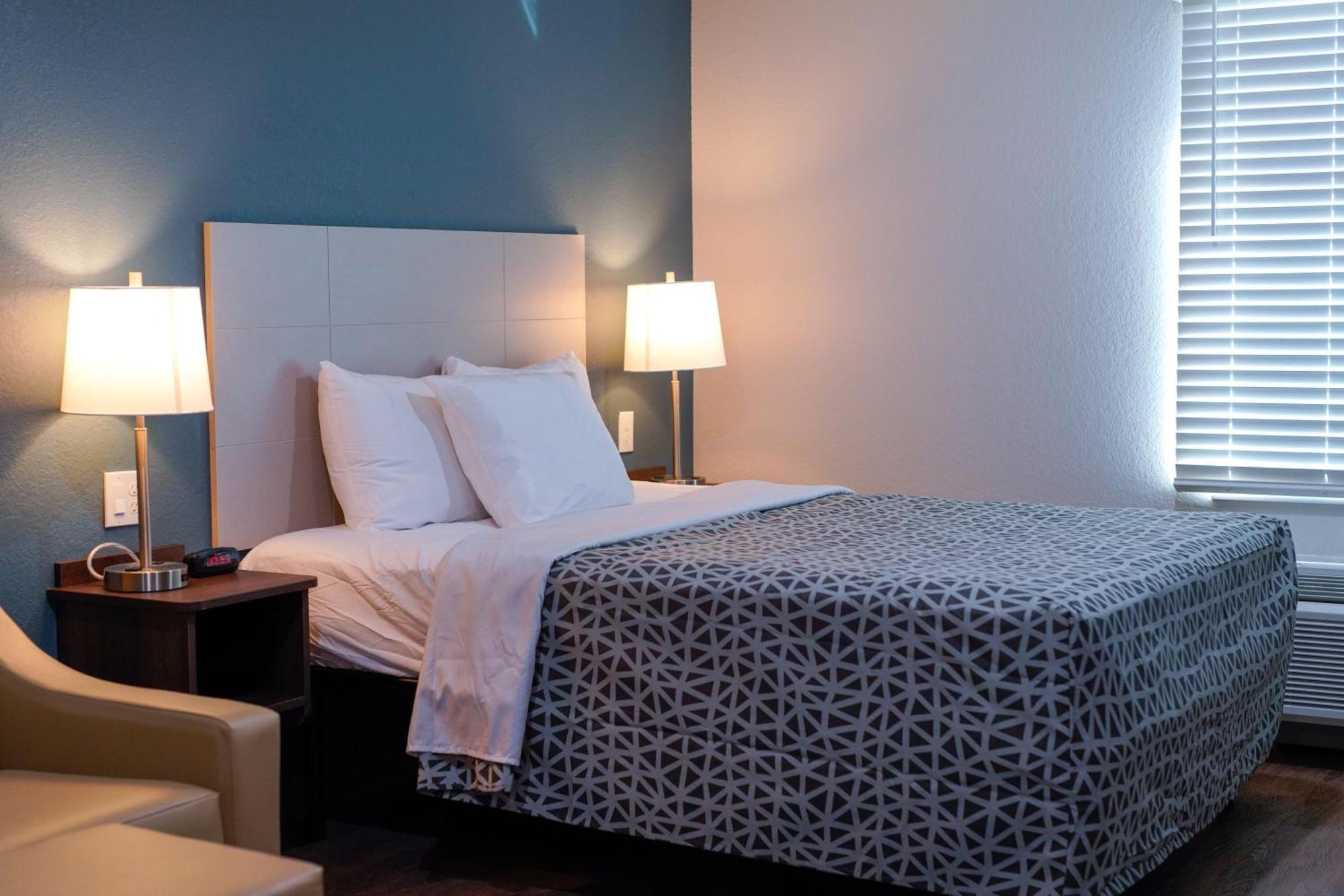 Woodspring Suites Hudson Port Richey Екстер'єр фото